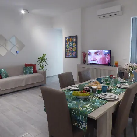 Apartment Casa Mia By Holiday World